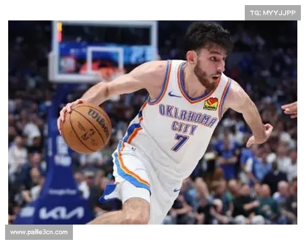 切特·霍姆格伦28分8篮板6三分，雷霆内线护框与外线火力双在线